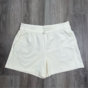 Lululemon Softstreme High-Rise Shorts 4" White Size‎ 10 W7CAXS Cream Athleisure